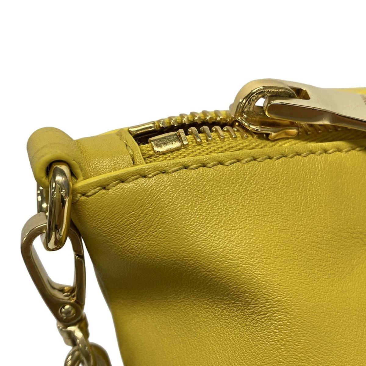 miumiu(ミュウミュウ) ショルダーバッグ美品 - 5BC114 イエロー