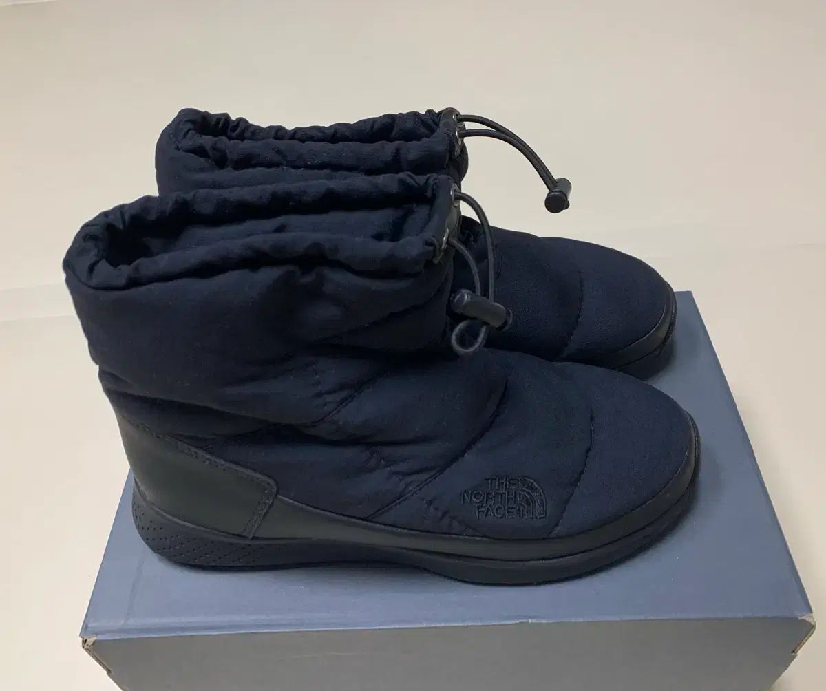 ザノースフェイス