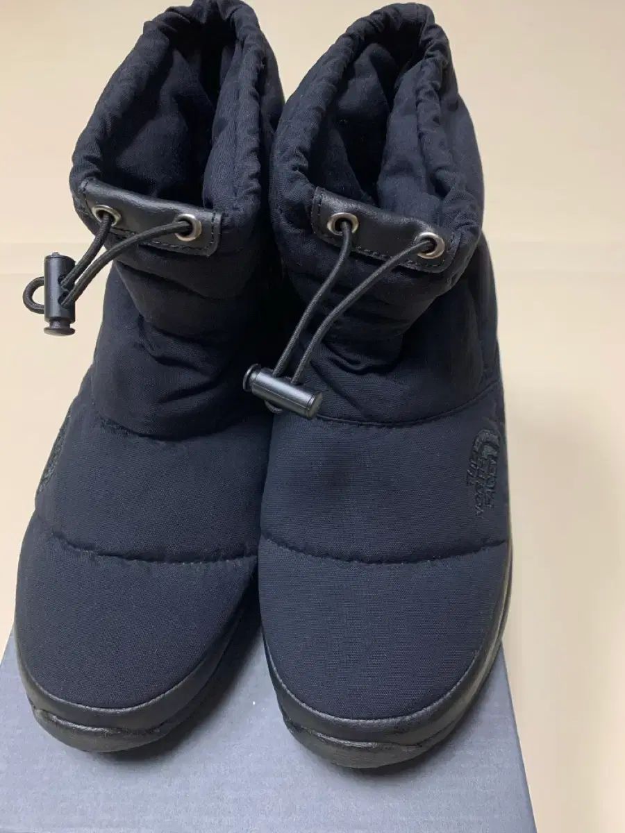  240 THE NORTH FACE ザノースフェイス グースダウン ファー ダウンブーツ その他 ブーツ