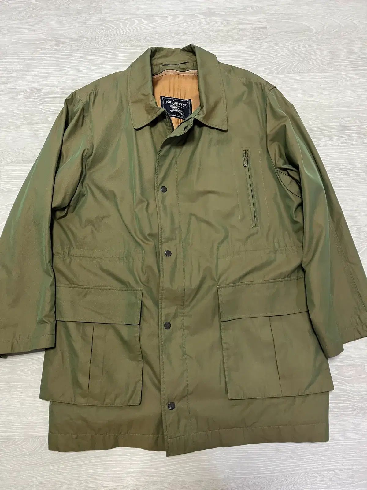 Burberrysバーバリーケープコート襟切り替えライナー取り外し可能