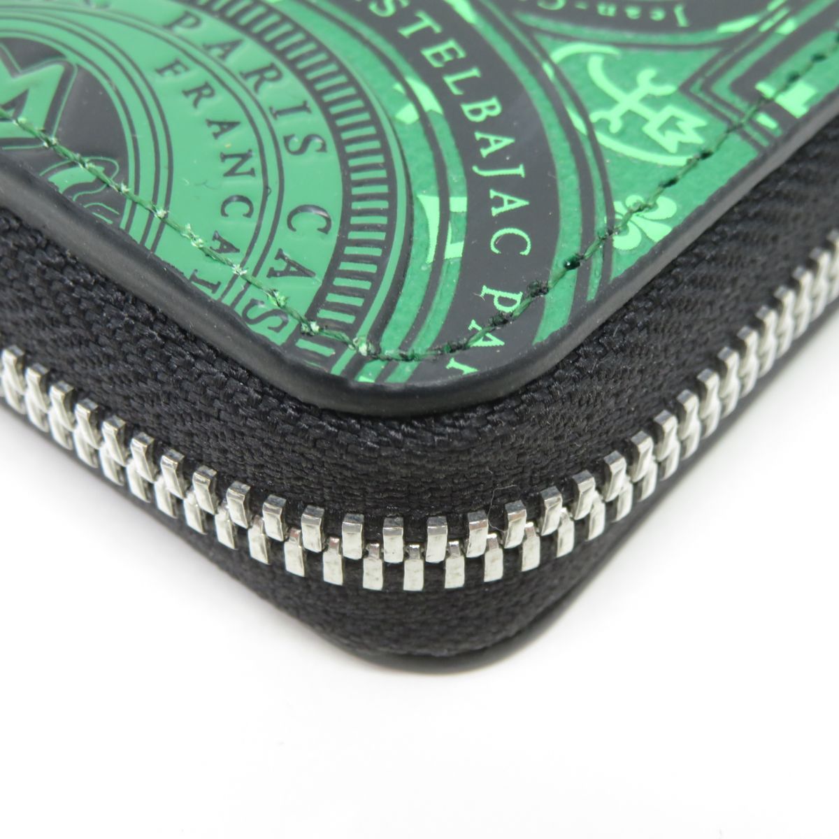 CASTELBAJAC カステルバジャック 総柄 ラウンドファスナー 長財布