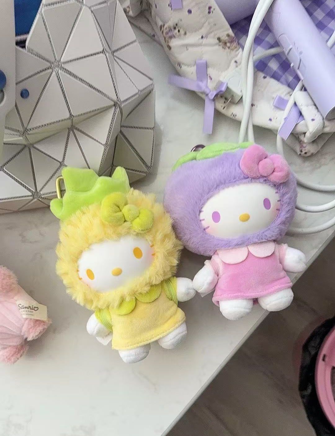 ハローキティ フルーツパラダイス