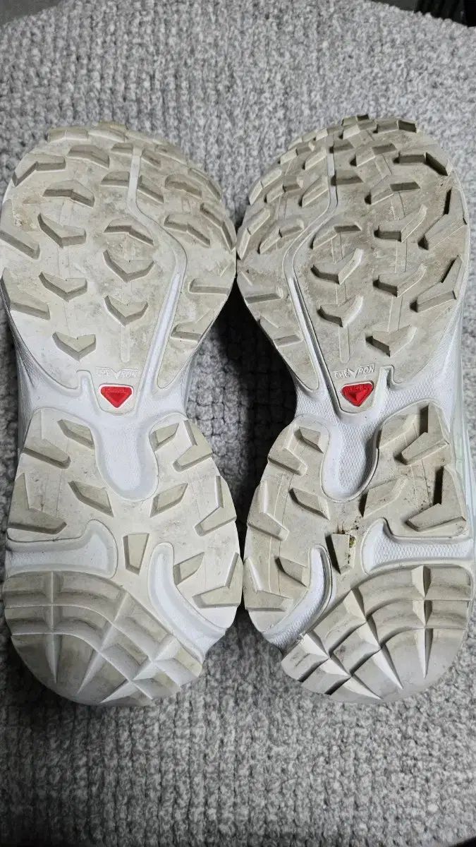  SALOMON XT-6 ADV 白 登山靴 トレッキングシューズ アウトドアシューズ