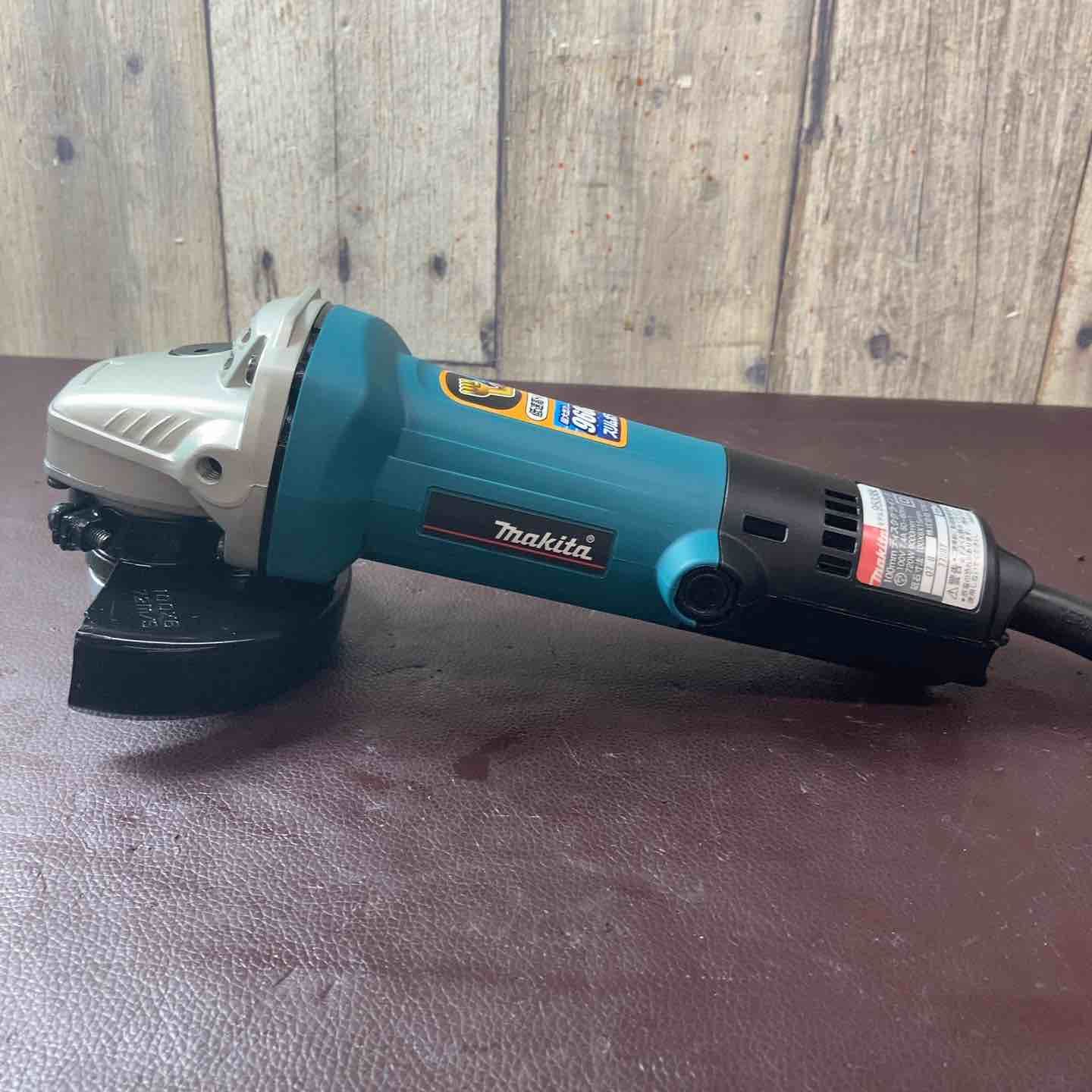 マキタ makita 100 mmディスクグラインダ 9533 BL V
