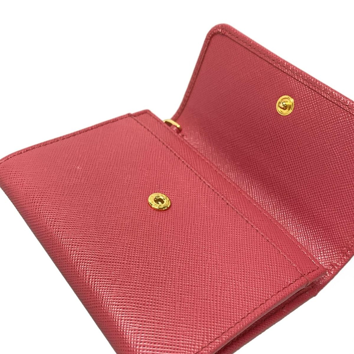 プラダ 名刺入れ