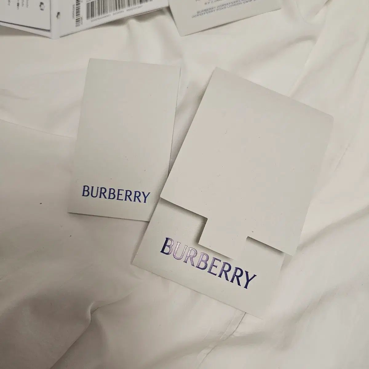 バーバリー ピロー