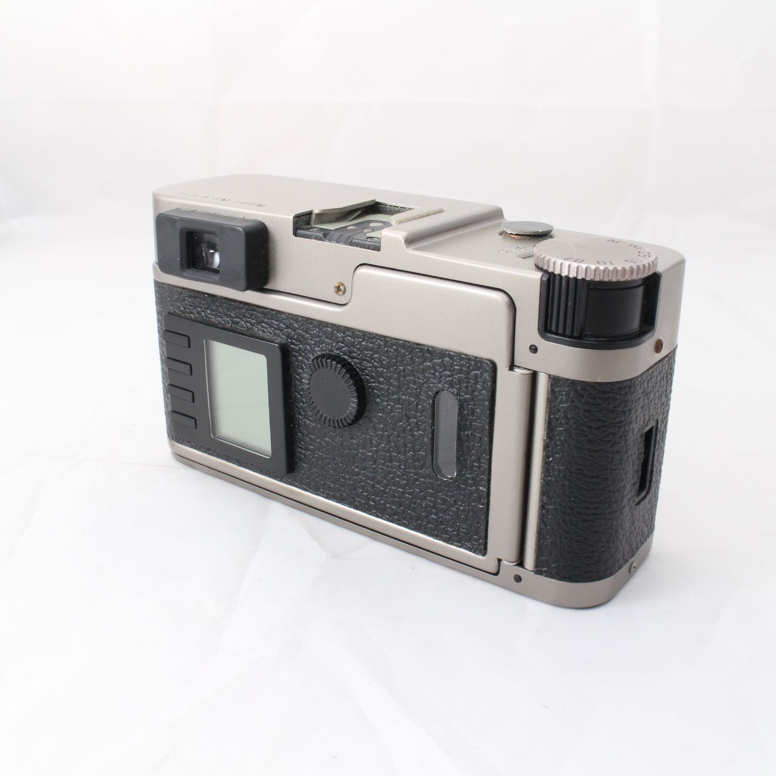 LEICA CM 美品 Nermal, the Leica CM | Deadcameras