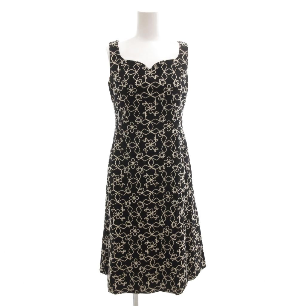 シビラ SYBILLA ワンピース M ノースリーブ ひざ丈 総柄 刺繍 ウール