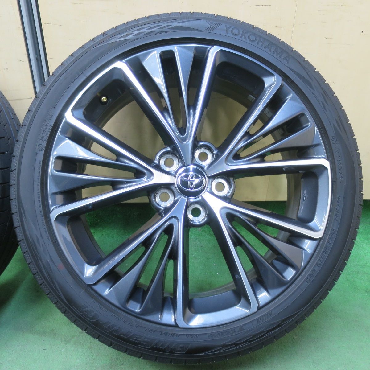 バリ溝！24年！キレイ！9.5分☆トヨタ 60系 プリウス Zグレード 純正