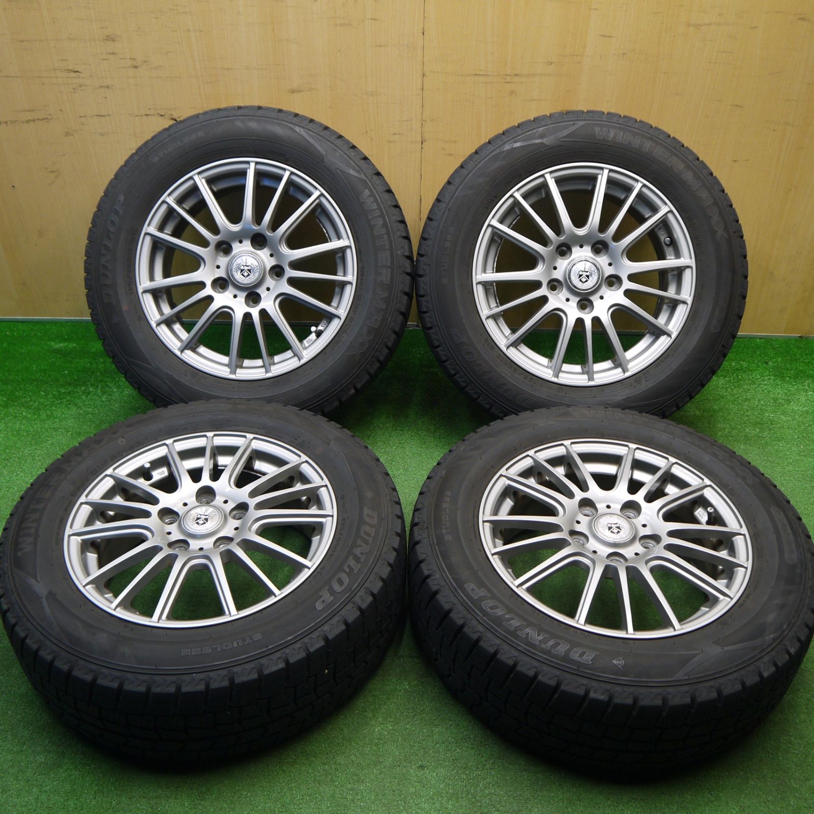 【美品・バリ溝】ダンロップ ウインターマックス02 195/65R15 DUNLOP WINTER MAXX WM02 195/65R15 91Q | タイヤの通販 販売と交換