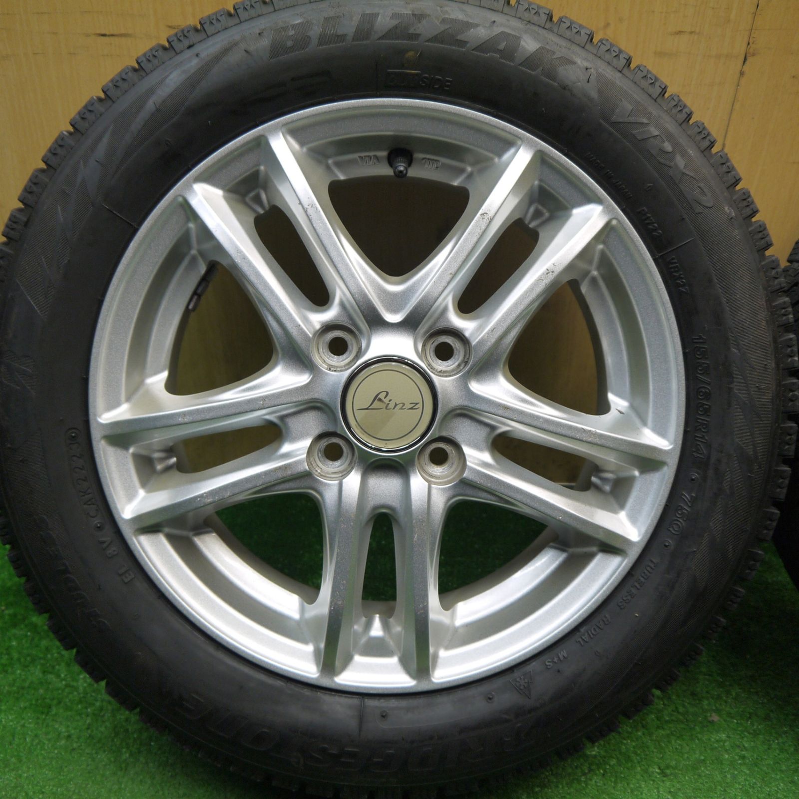 バリ溝 23年 9分 スタッドレス 155 65 R 14 ブリヂストン ブリザック VRX 2 Linz 社外 アルミ 14インチ PCD 100 4 H ス