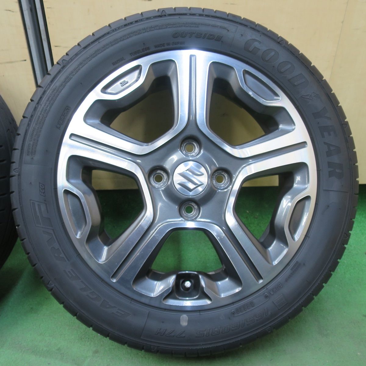  バリ溝 24年 ほぼ10分 スズキ MR 31 S ハスラー 165 60 R 15 ヨコハマ BluEarth ES 32 グッドイヤー イーグル RVF ECO 15インチ PCD 100 4 H 5121306イノ 15インチ タイヤ ホイールセット