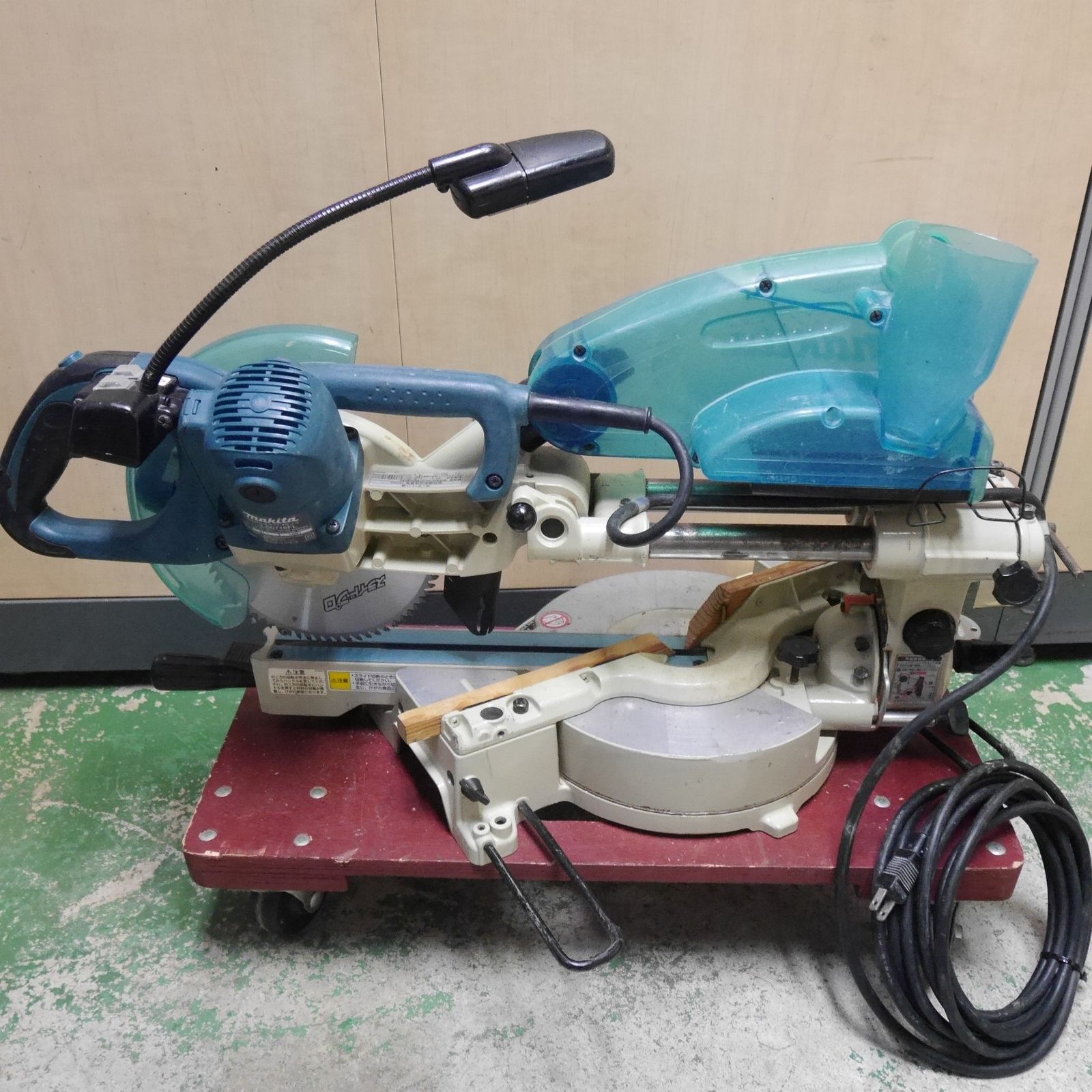 送料無料] ☆マキタ 190mm スライド マルノコ LS0716FL 電動 工具 切断