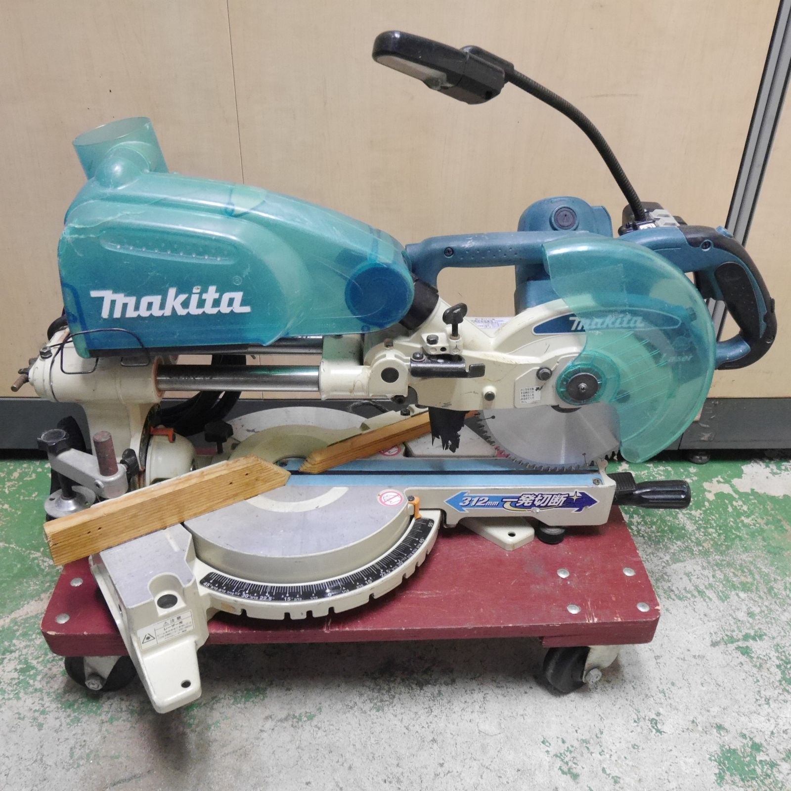 送料無料] ☆マキタ 190mm スライド マルノコ LS0716FL 電動 工具 切断