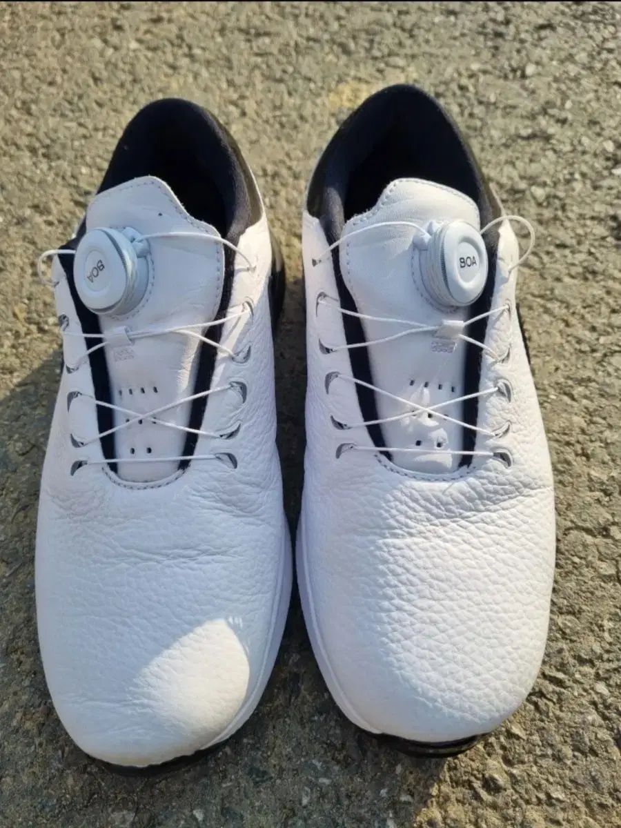 ナイキ エア ズーム ヴィクトリー ツアー3 ゴルフシューズ 265 - メルカリ