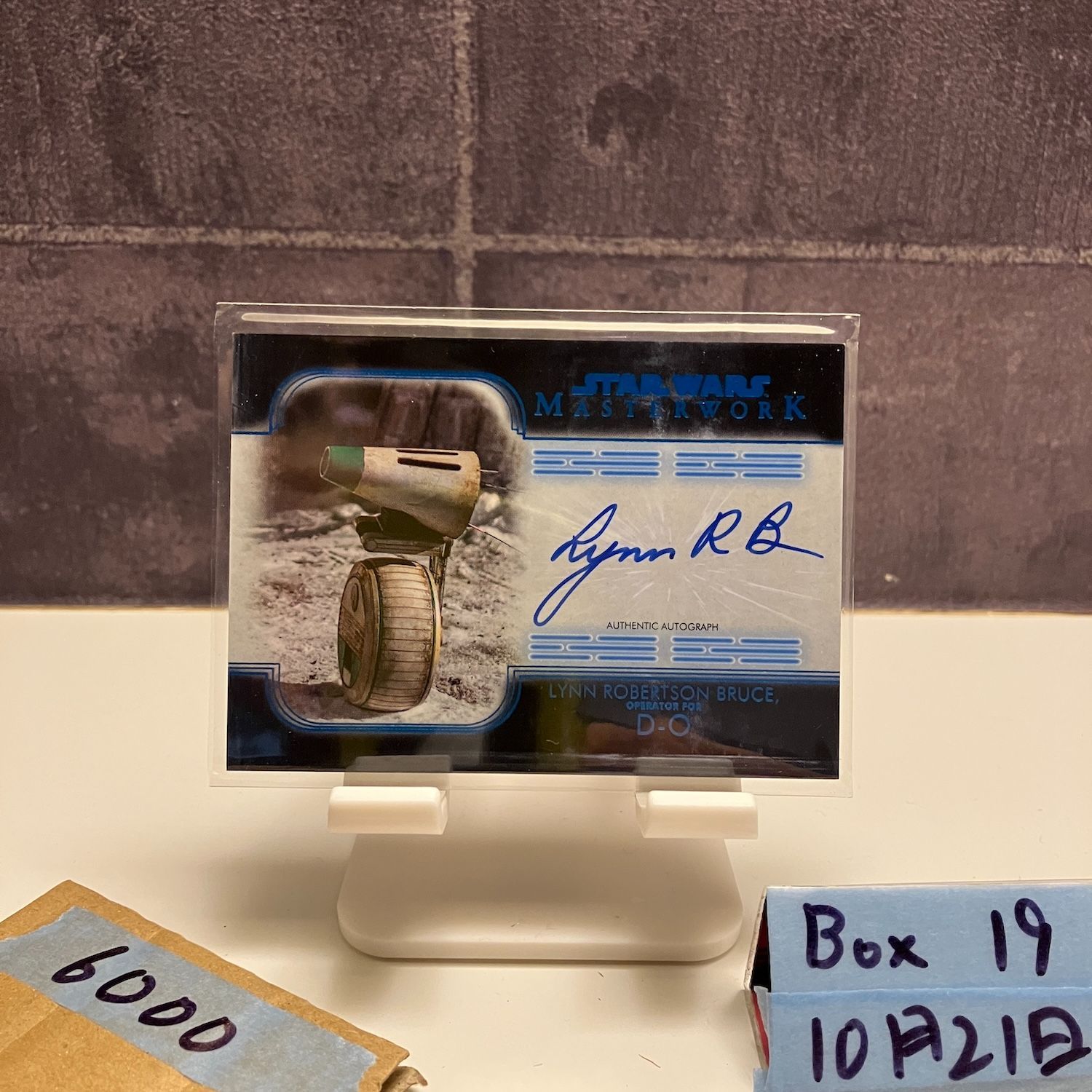 Topps Star Wars Masterwork Lynn Robertson Bruce OPERATOR FOR D-O