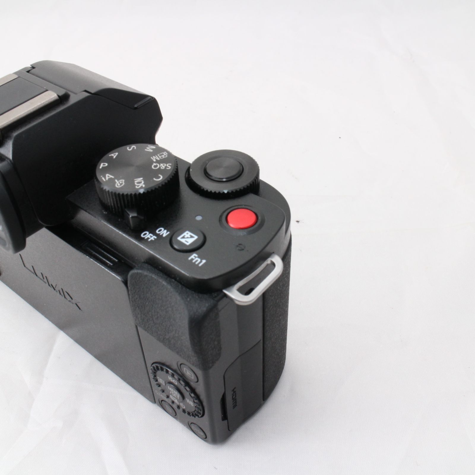  590 ショット数6368回 ルミックス LUMIX DC G 100 D ミラーレス一眼 デジタルカメラ