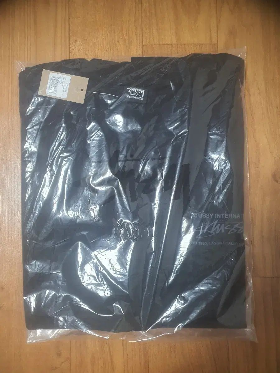 STU SaTurday of Us 黒 長袖 Tシャツ L