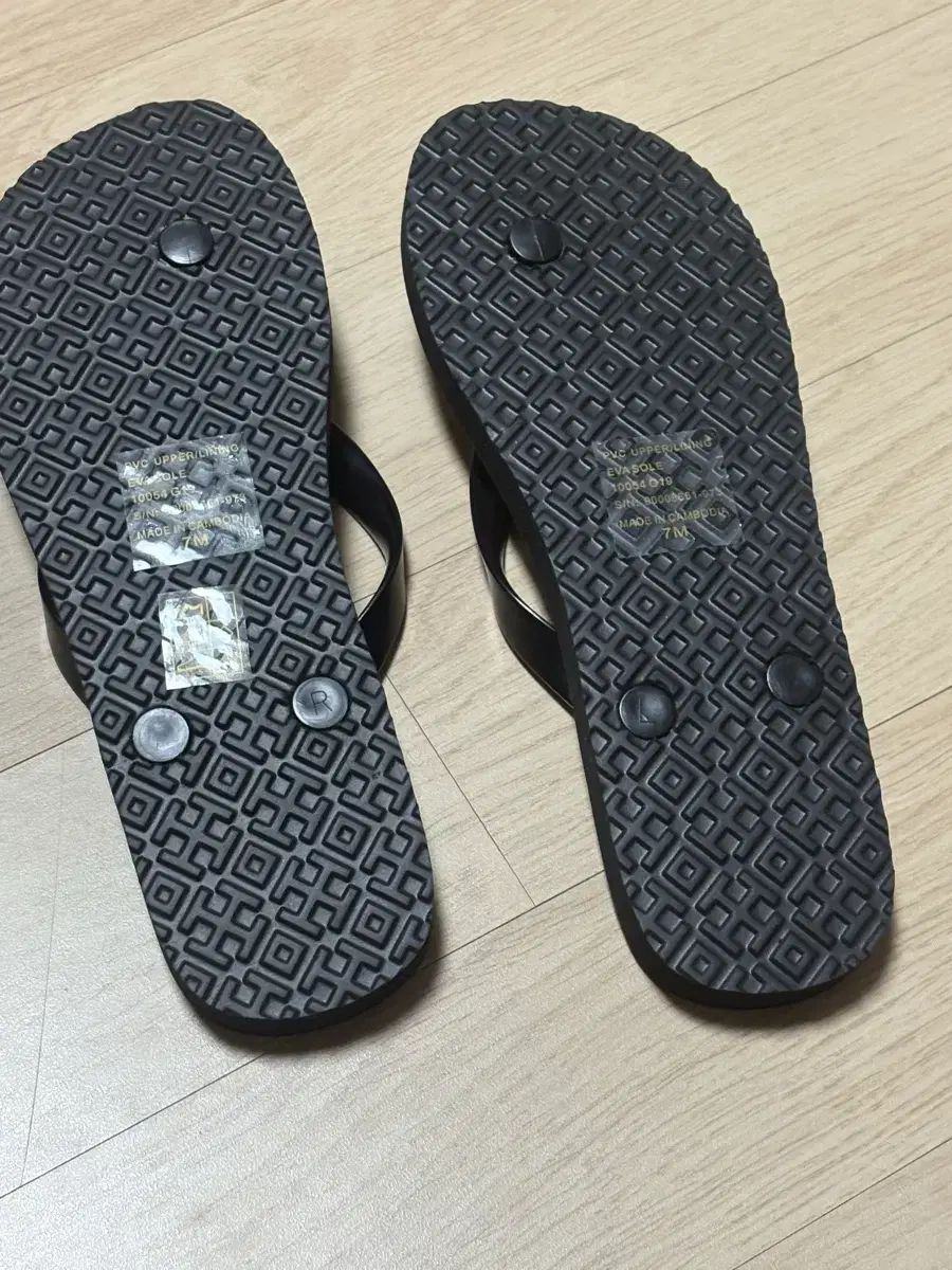 トリーバーチ 姫宮 桃李 定価 8万円