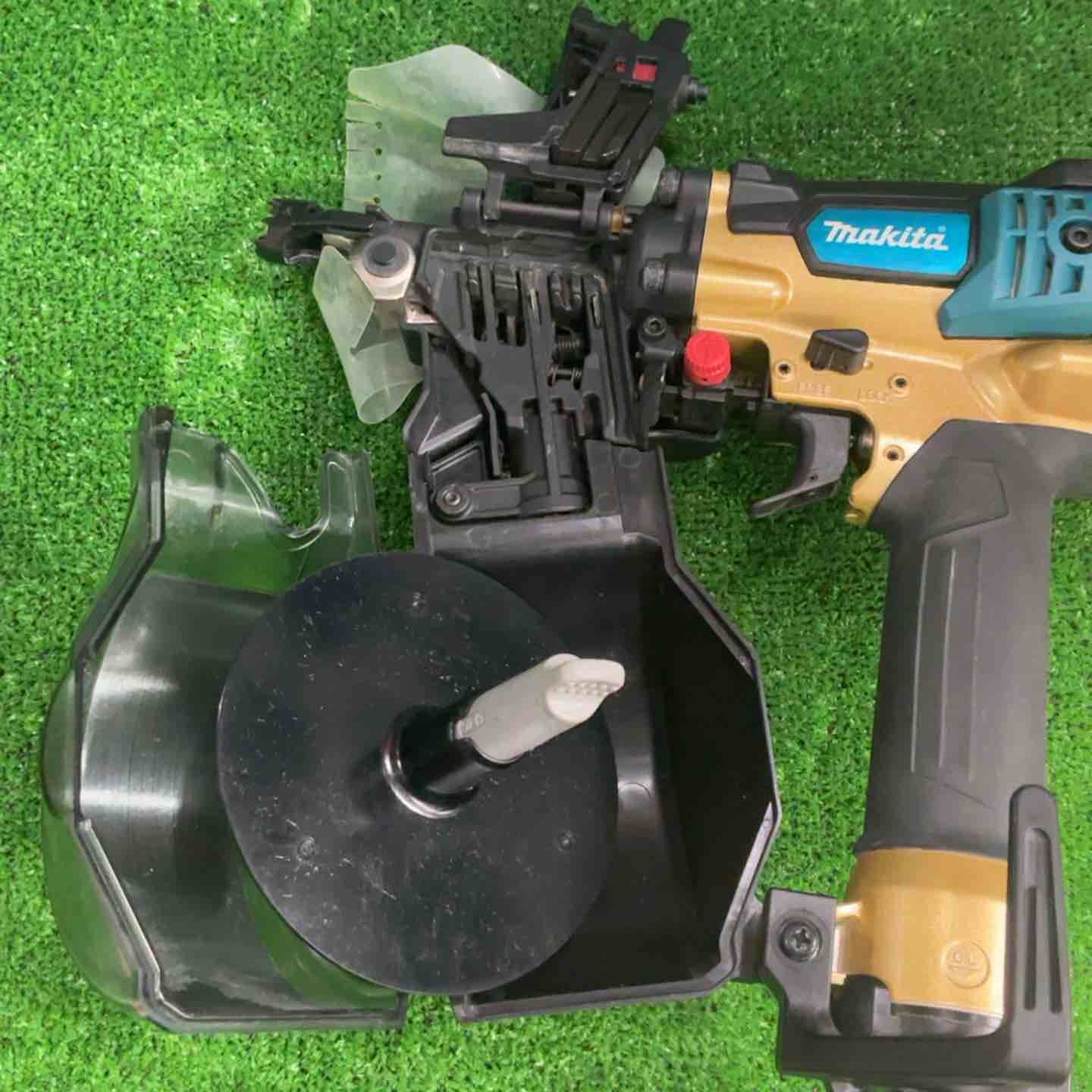  マキタ makita 50 mm 高圧エア釘打ち機 エアダスタ付 ゴールド 釘打機 エアーツール