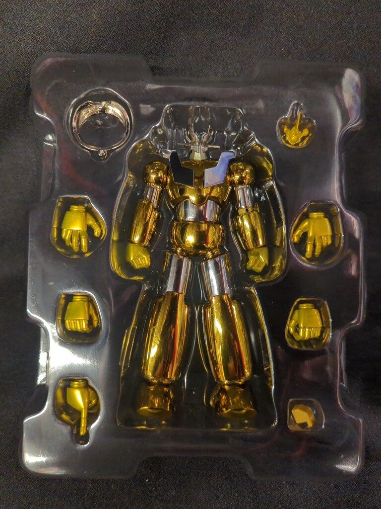 バンダイ スーパーロボット超合金 真マジンガーZ ゴールドVer - メルカリ