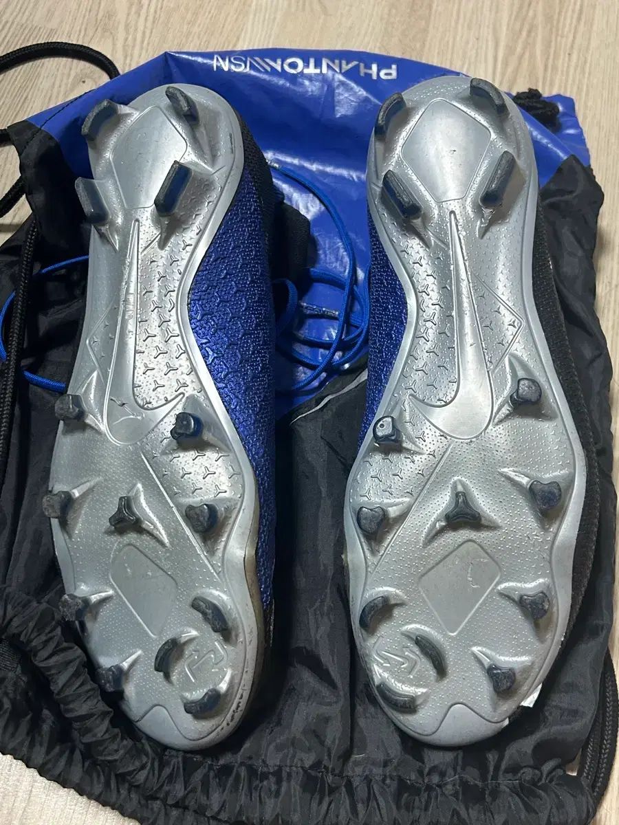 275 NIKE ファントム ビジョン 1 FGエリート