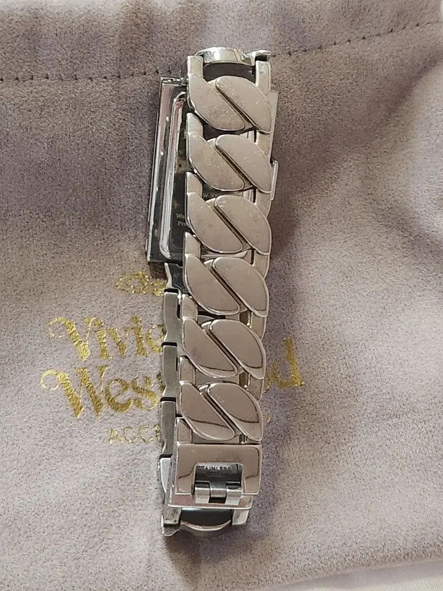 VIVIENNE WESTWOOD スカル トランプ ブレスレット - メルカリ