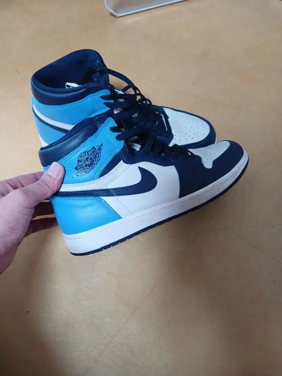 ジョーダン1 オブシディアン