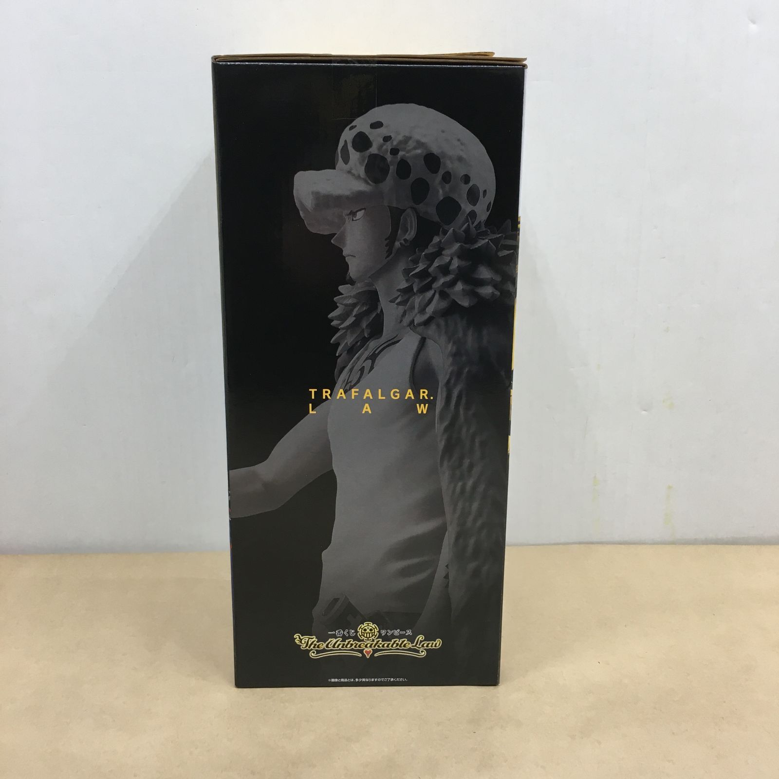 未開封 一番くじ ワンピース The Unbreakable Law A賞 トラファルガー