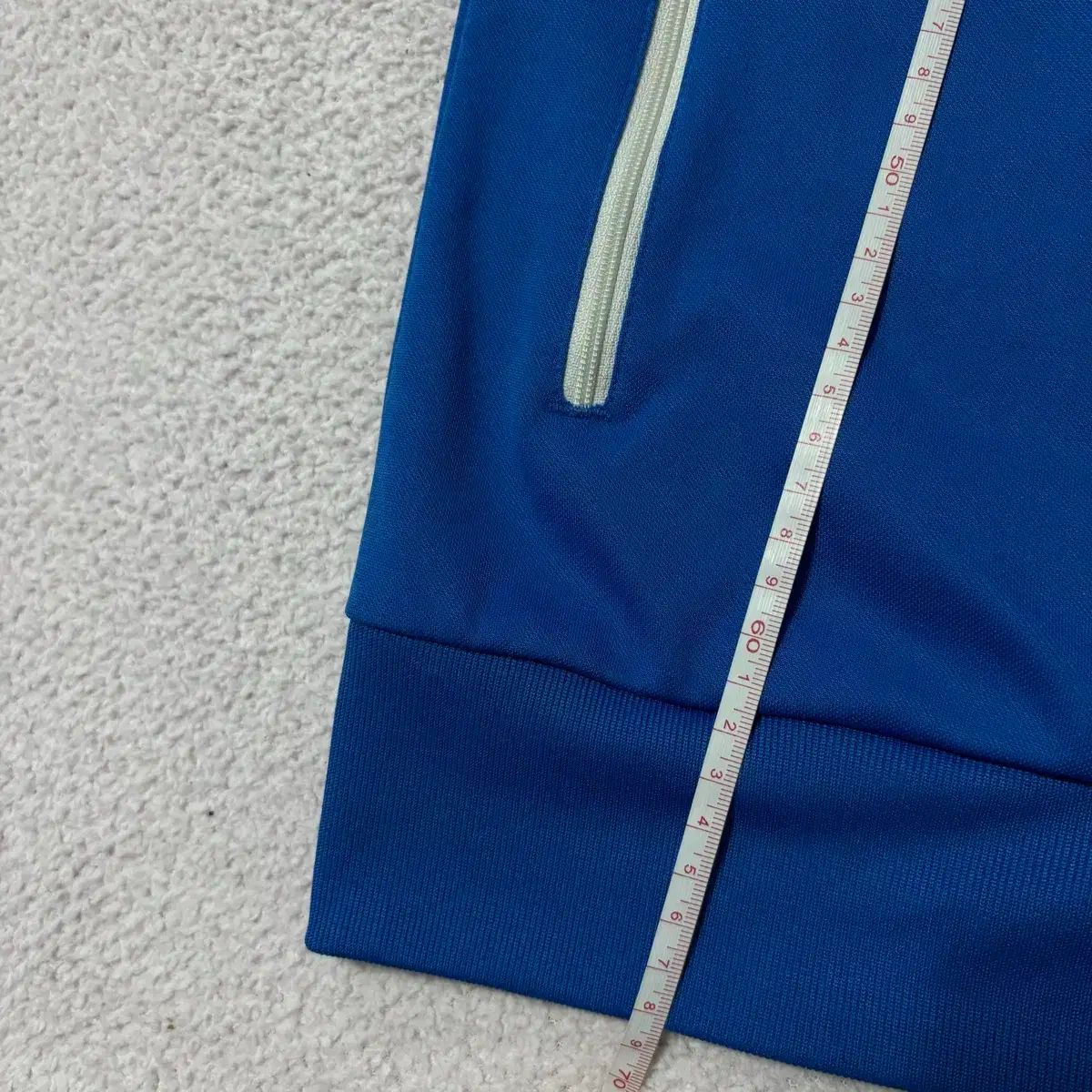 アディダス ジャージ ジップアップ イタリア - メルカリ