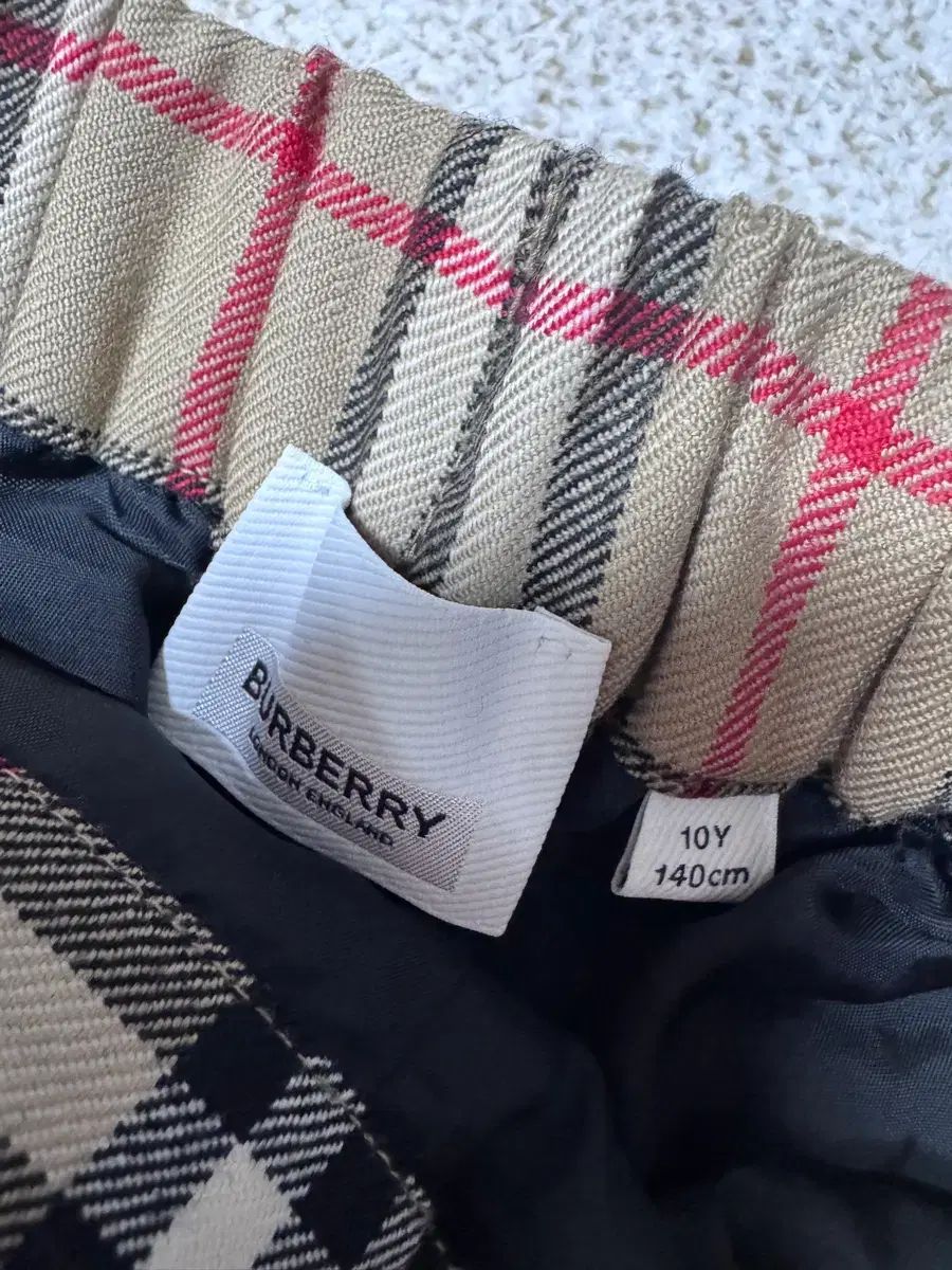 バーバリーキッズ バーバリー チルドレン チェック ウール スラックス 丸のまま パンツ ズボン 10 y 新