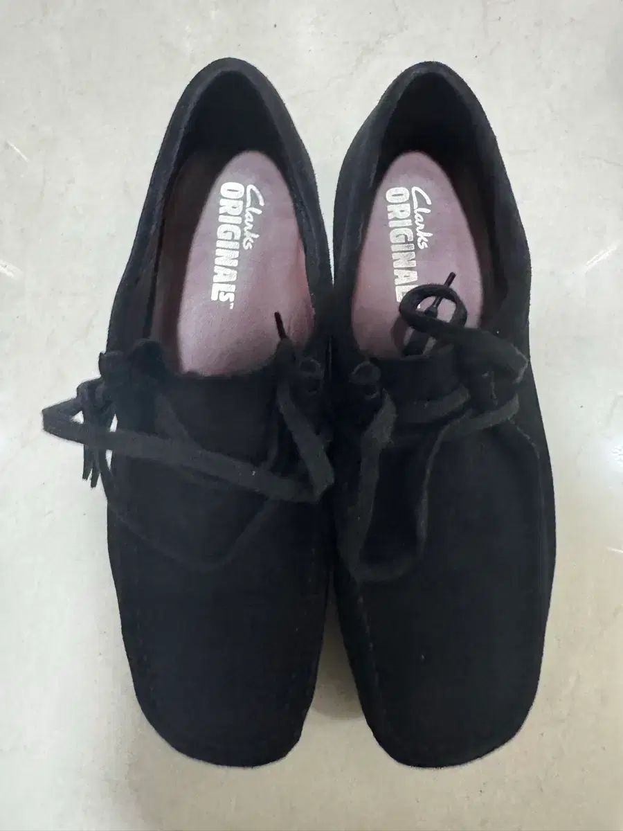 クラークス オリジナル ワラビー ブラック スウェード uk 9 5