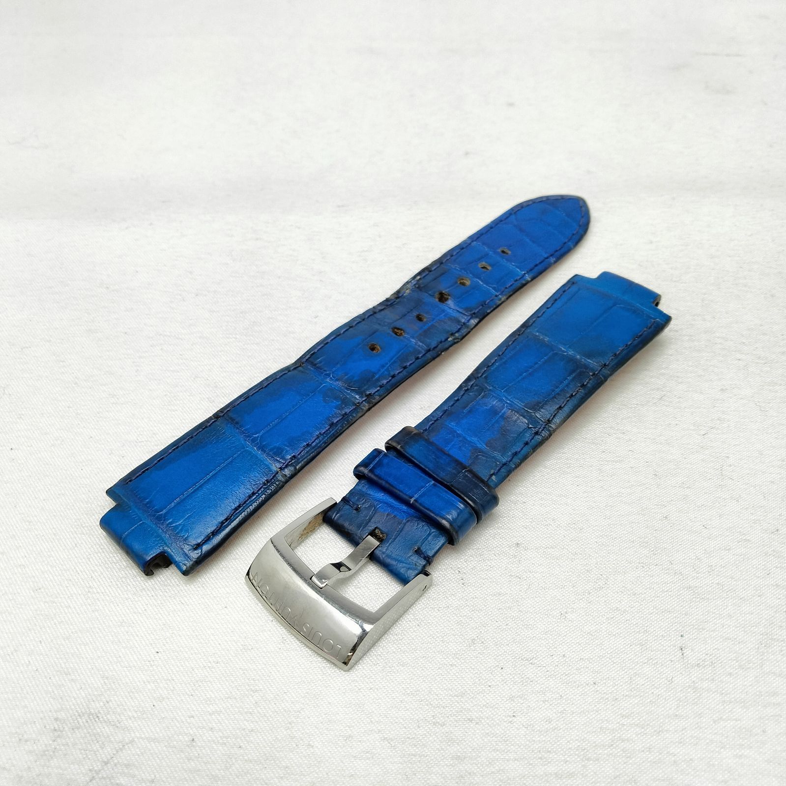 ✨️LOUISVUITTON✨️ルイヴィトン レザー 腕時計 時計ベルト ブルー