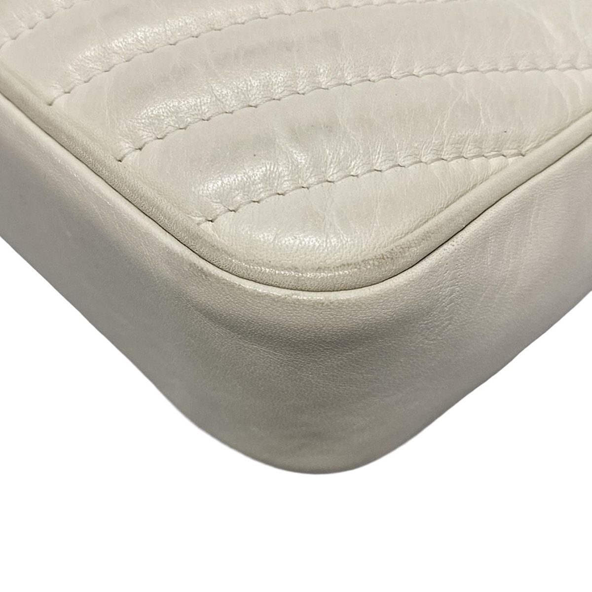 VALENTINOGARAVANI(バレンチノガラバーニ) ショルダーバッグ  