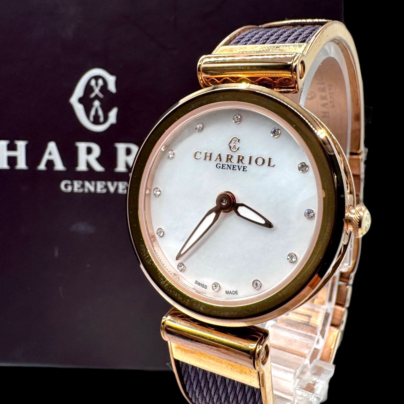 週末特価　CHARRIOL. シャリオール　女性用QZ腕時計　シェル文字盤 箱付き 稼働美品 CHARRIOL シャリオール フォーエバー 12Pダイヤ FE32