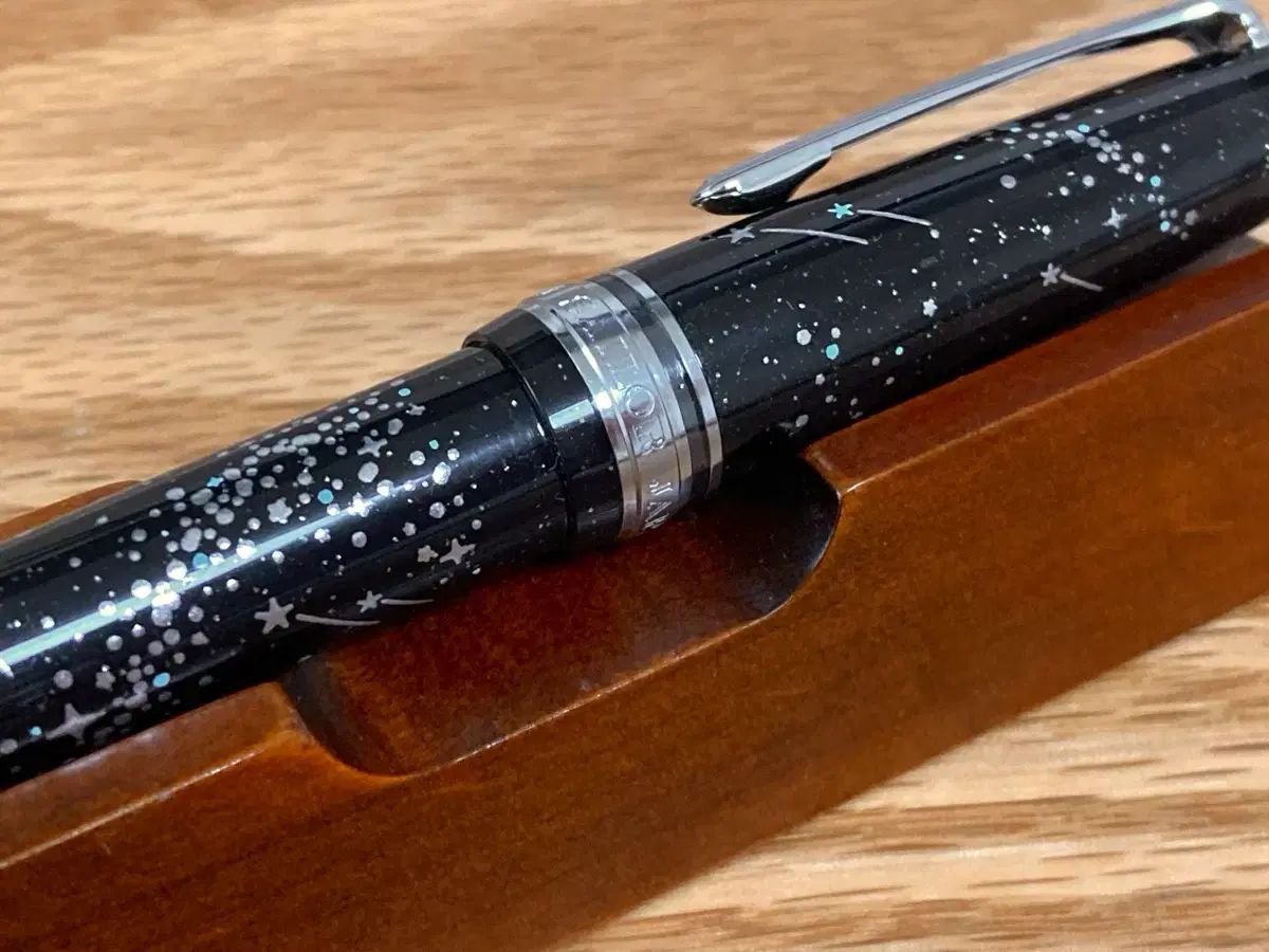 セーラー PLUS 万年筆 ホシゾラ シルバー MFニブ