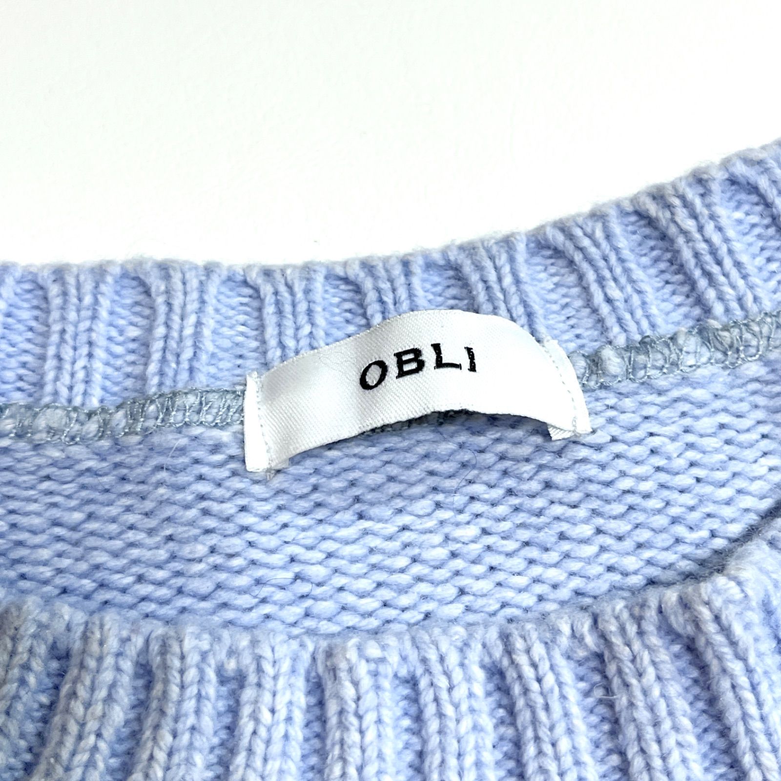 cZ41 OBLI パフスリーブニット ネック ウール セーター ニット ボリューム袖 毛 ブルー 水色 プルオーバー　オブリ　定価31,350円 cZ41 OBLI パフスリーブニット ネック ウール セーター ニット