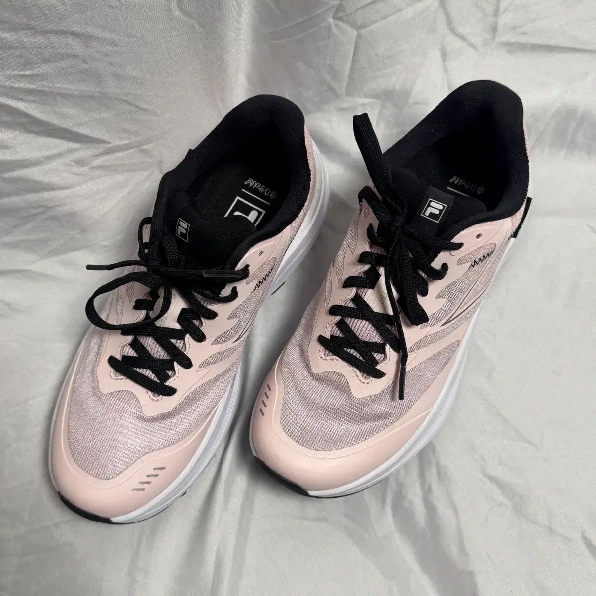 フィラ フロート TR 9 ランニングシューズ 250
