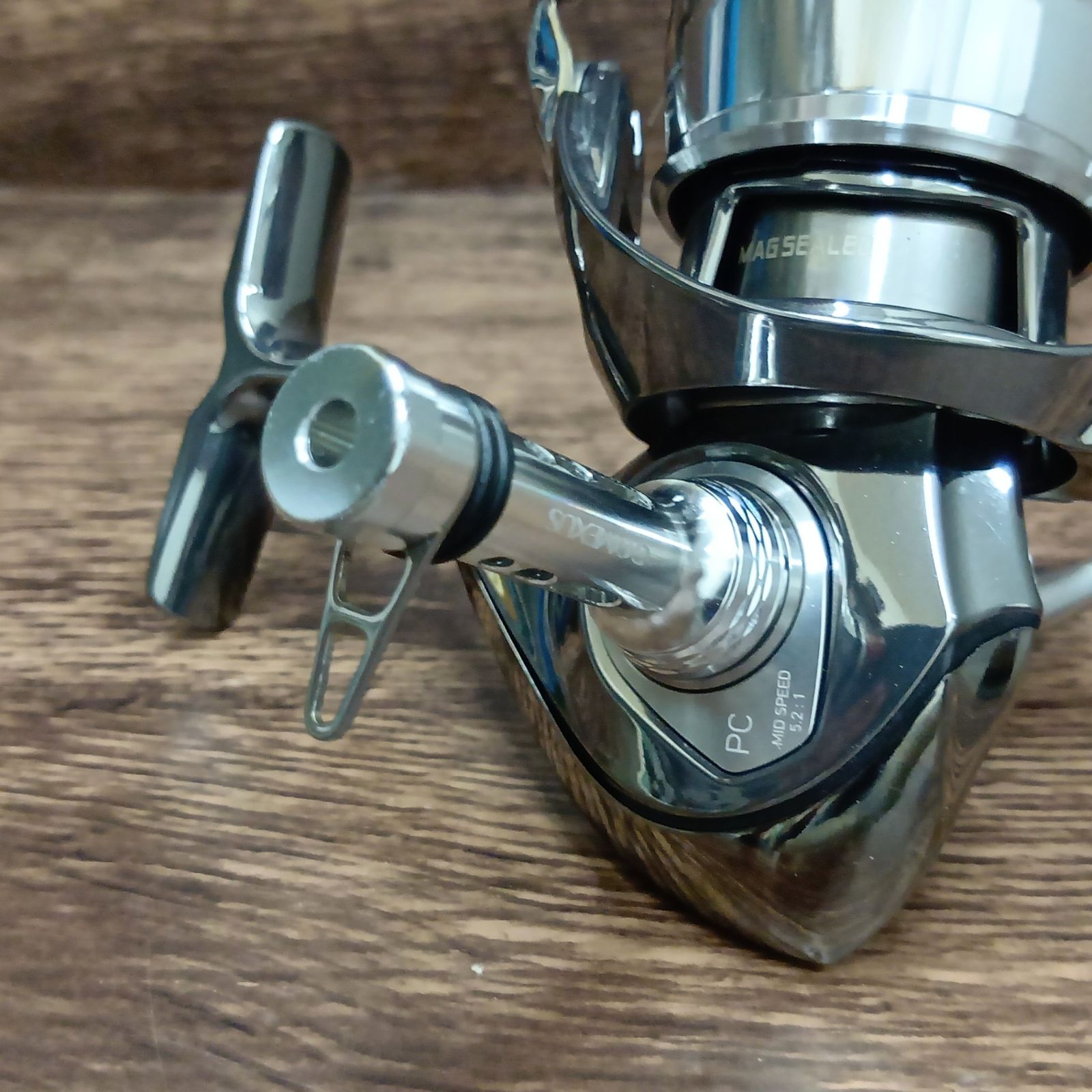 ダイワ(DAIWA) 22 イグジスト PCLT2500 スピニングリール - メルカリ