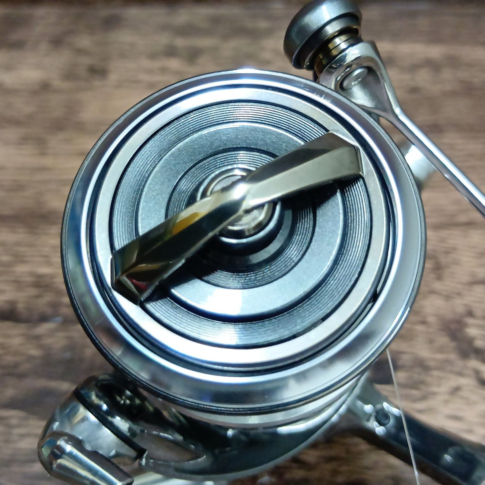 ダイワ(DAIWA) 22 イグジスト PCLT2500 スピニングリール - メルカリ