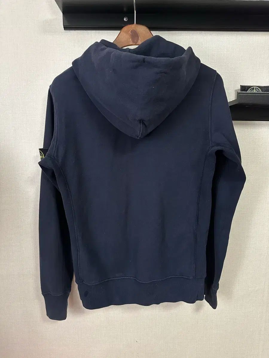 ストーンアイランド　フーディジップアップパーカー　ネイビー　L 楽天市場】stone island（スタイル（パーカー）ジップアップパーカー