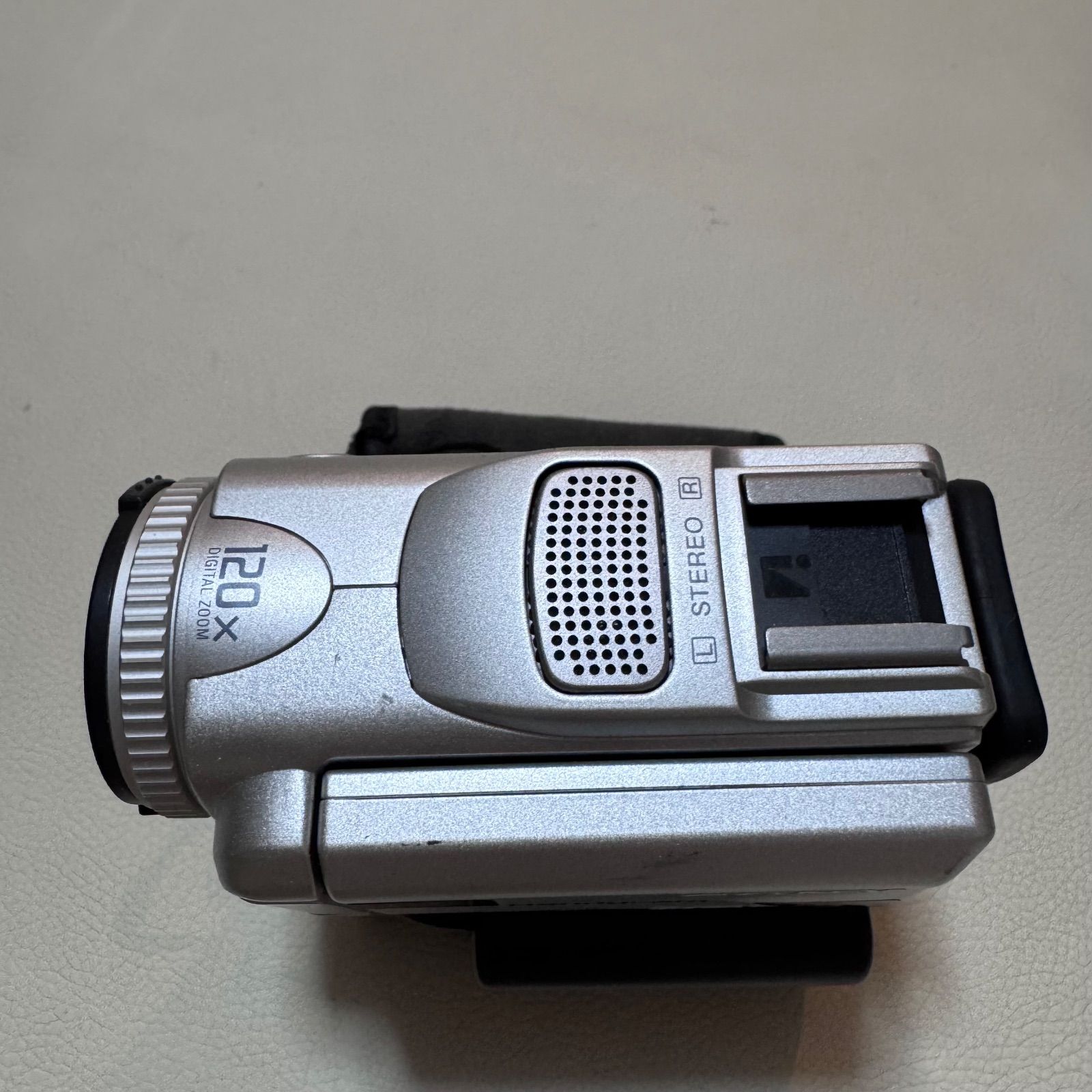 SONY ソニー DCR-PC101 デジタルハンディカム - メルカリ