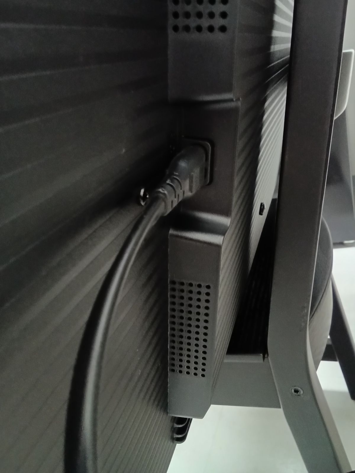 リユースの TVS REGZA 液晶モニター TD Z 434 管理1220 02