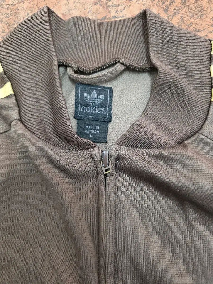 アディダス 05 s ブラウン ジャージ トラックジャージ M