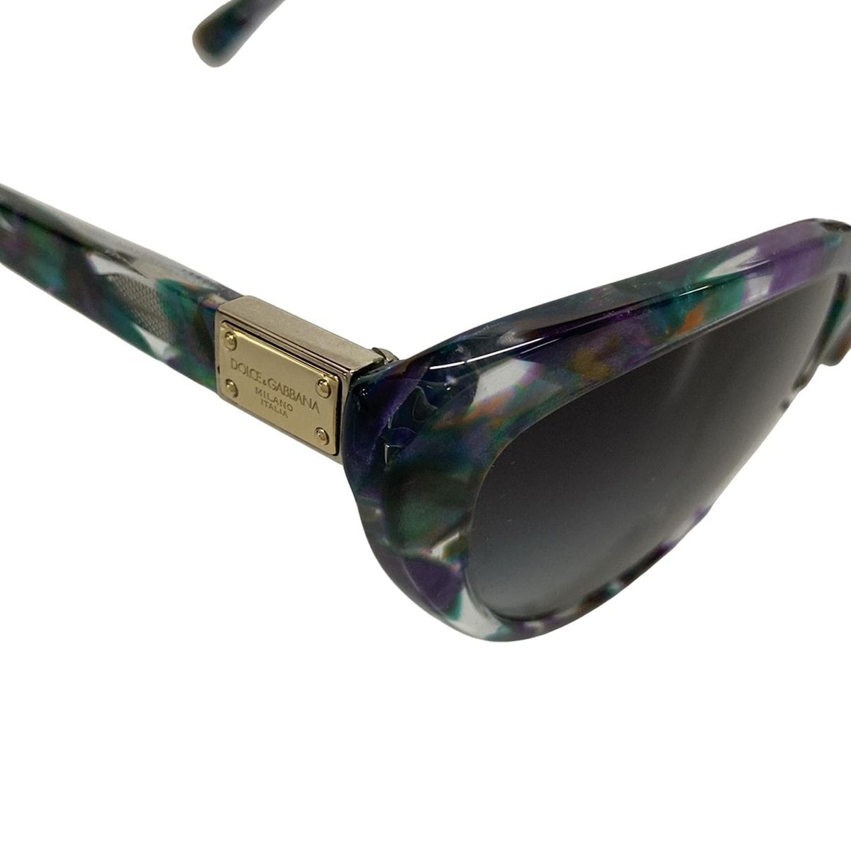 ダークグレー×グリーン×マルチ