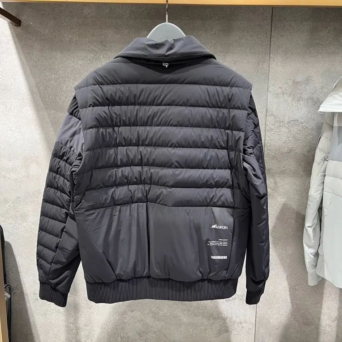 アメージングクリー メンズゴルフ ダウン ジャケット - メルカリ