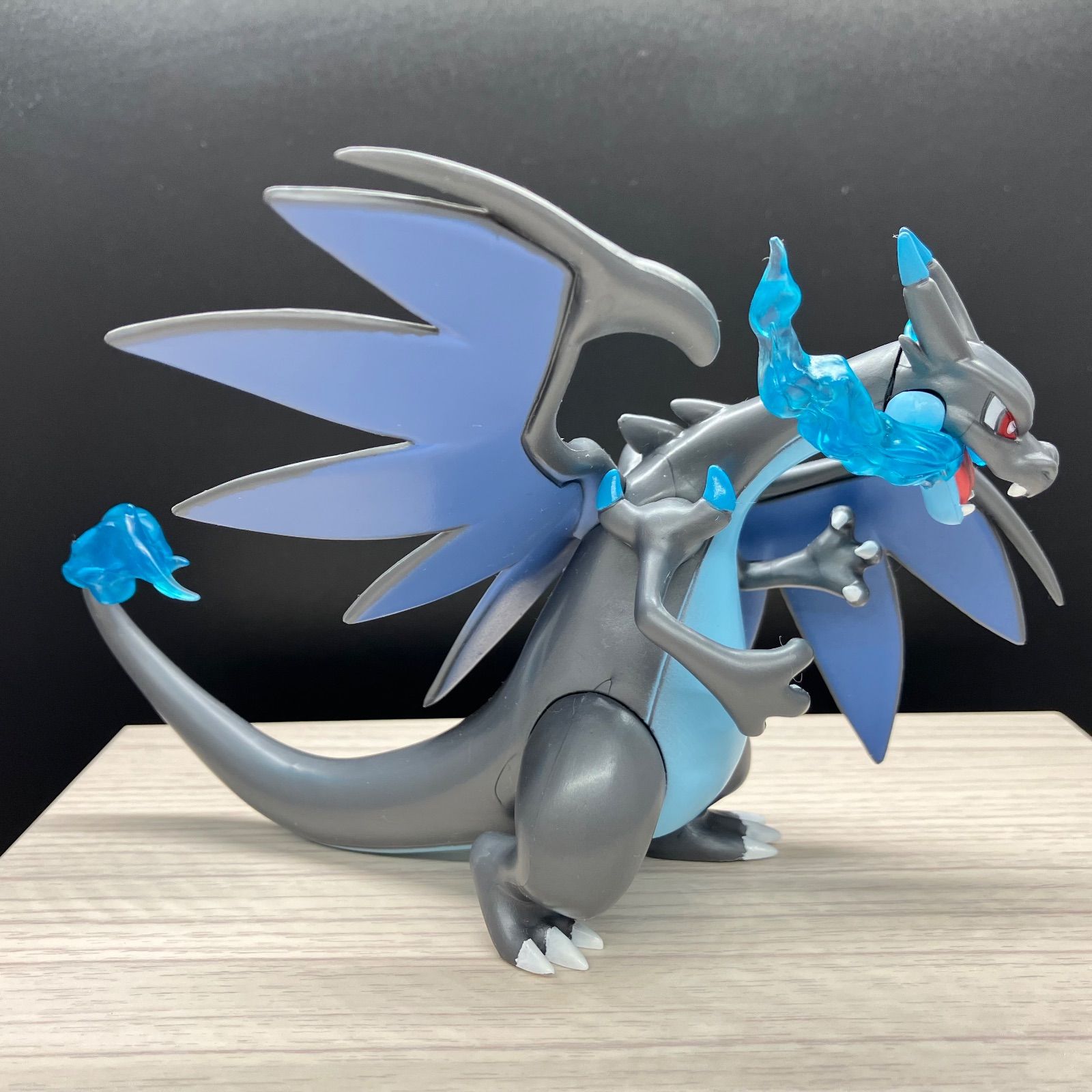 メガリザードンX 可動フィギュア / 海外限定品 ポケモンセレクト 海外限定 ポケモンセレクト メガリザードンX フィギュア 海外限定