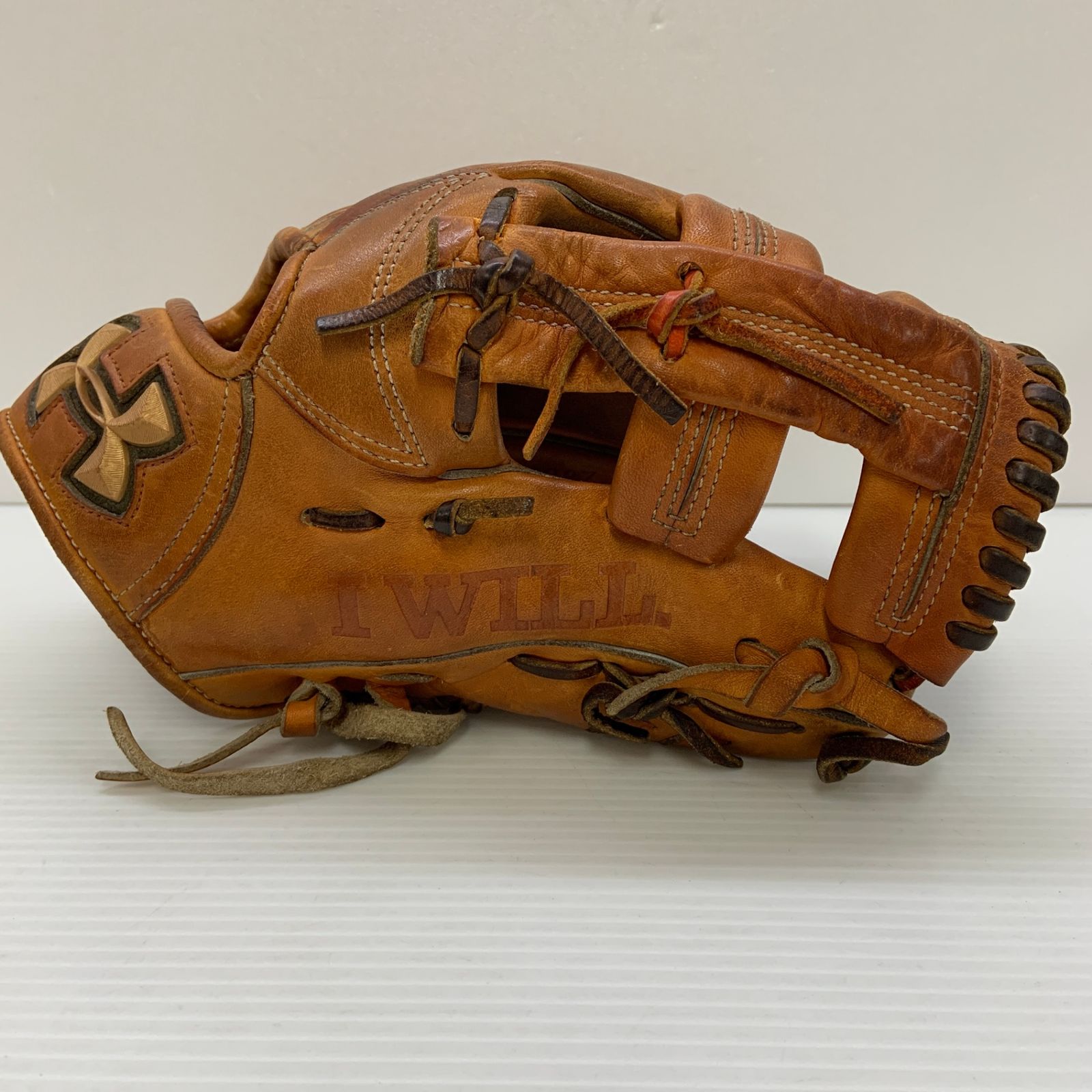 アンダーアーマー Under Armour UA I WILL 硬式 大人 一般 内野手用 グローブ グラブ 右投げ QBB 0087 品 野球 7286