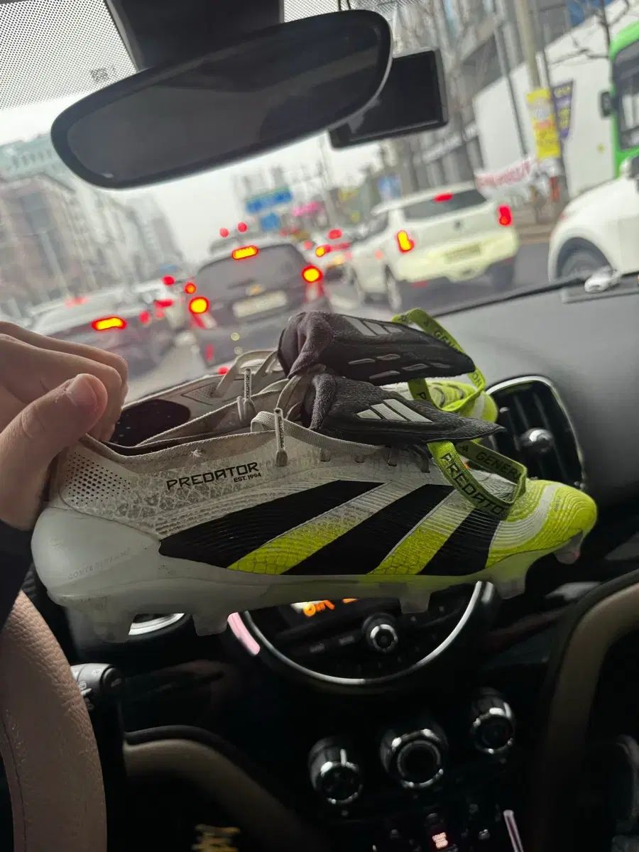 ミズノ プレデター FG サッカーシューズ