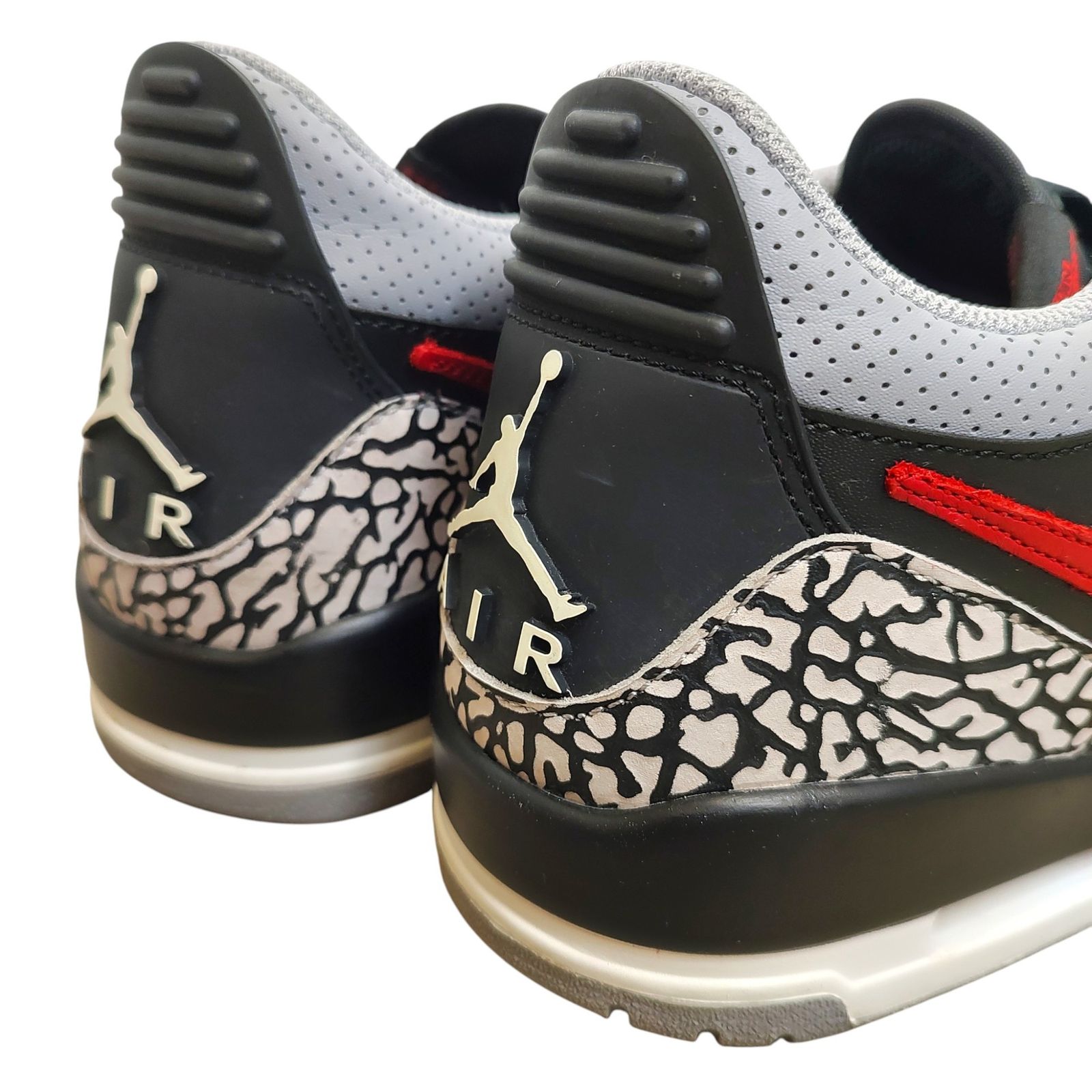 NIKE ナイキ AIR JORDAN LEGACY 312 LOW BLACK/UNIVERSITY RED 